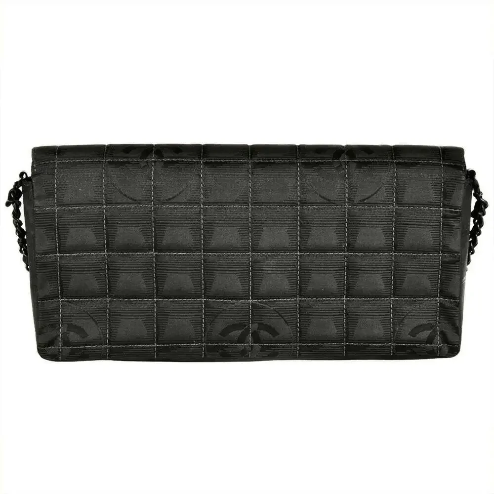 CHANEL Black Shoulder Bag